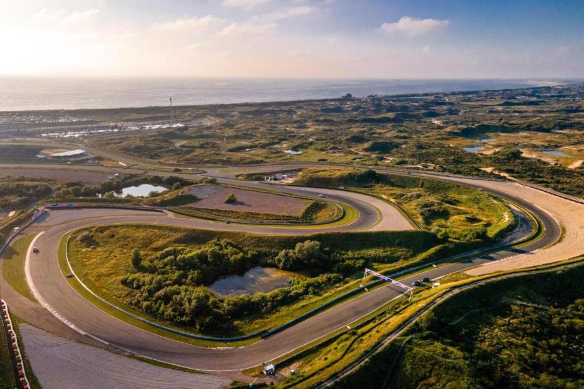 Blue Shell With Private Parking Garage Apartamento Zandvoort Exterior foto